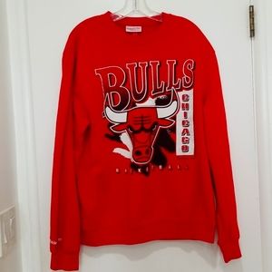 Mitchell & Ness men's Chicago Bulls red crewneck pullover sweatshirt size L
